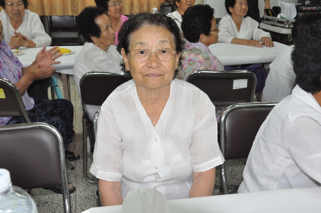 혼자사는 어르신과 사랑나눔행사